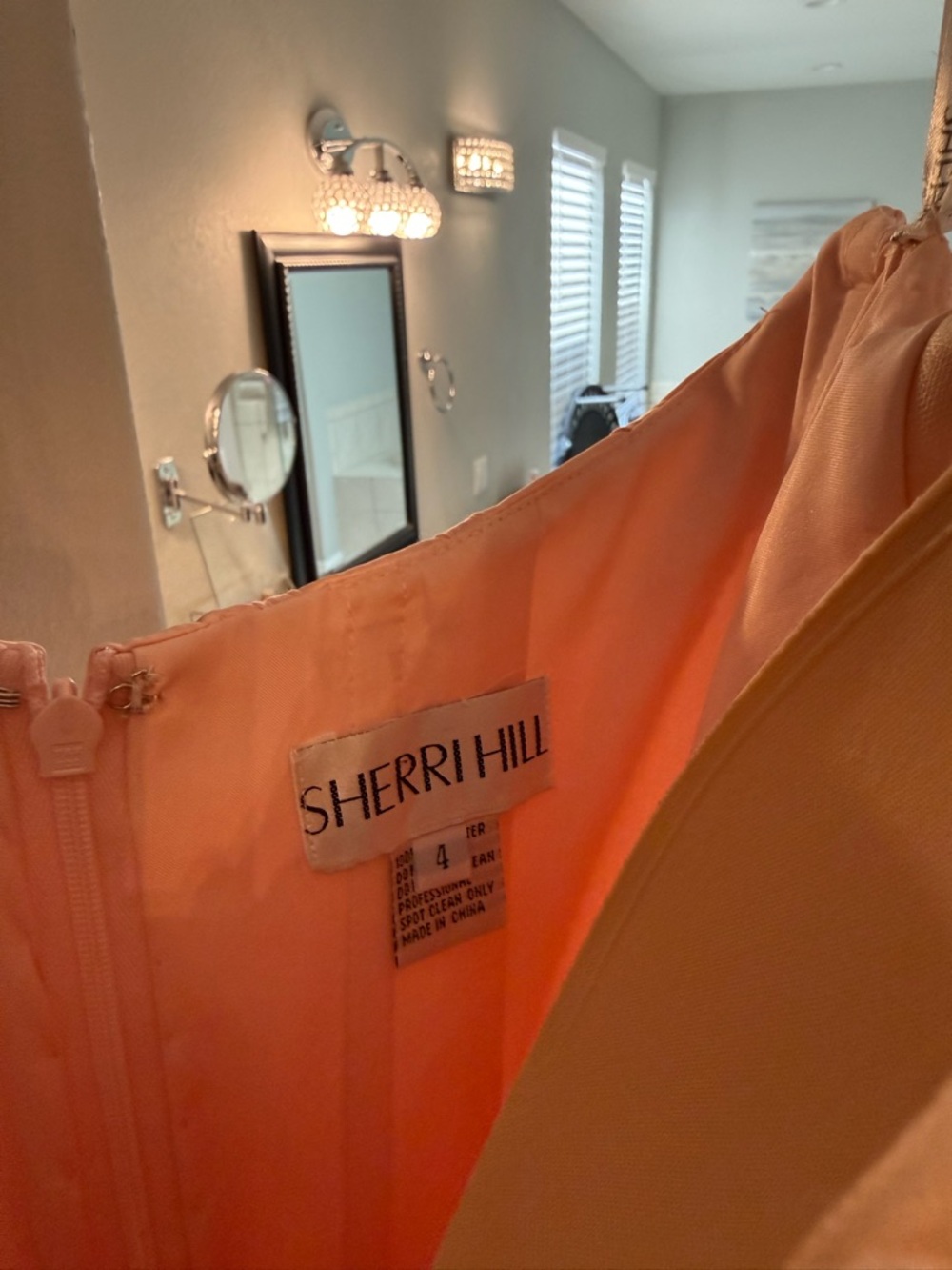 Sherri Hill Peach-Pink Strapless Layered Ruffle Gown Size 4 - Picture 6 of 6